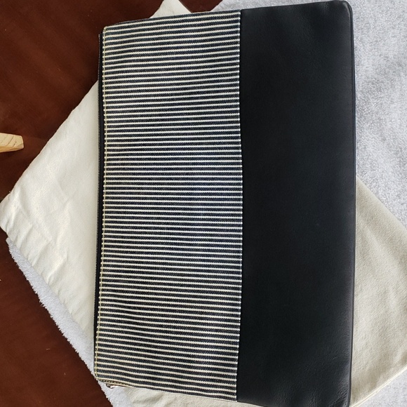 Céline clutch 🔥 😍 - Picture 7 of 11